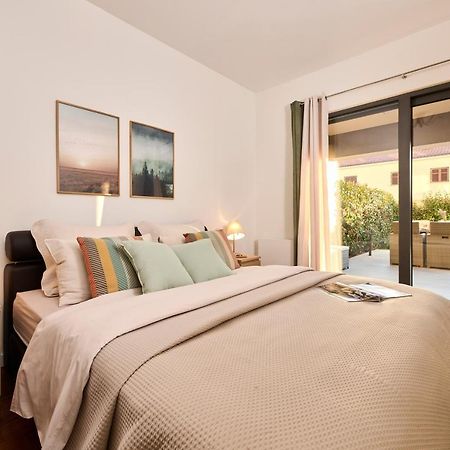 Spada Brand New Apartment With Garden 3 Min From Beach! Porec Exterior photo